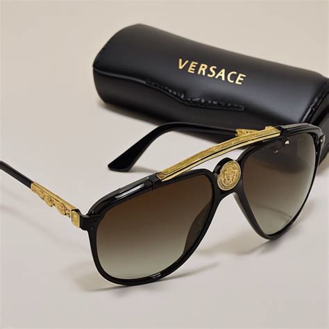 Spot Fake Versace Sunglasses 